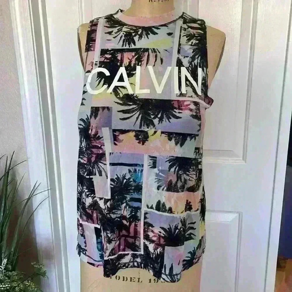 Calvin Klein Sleeveless crew neck tank top, size Small, Cool print - Picture 1 of 5